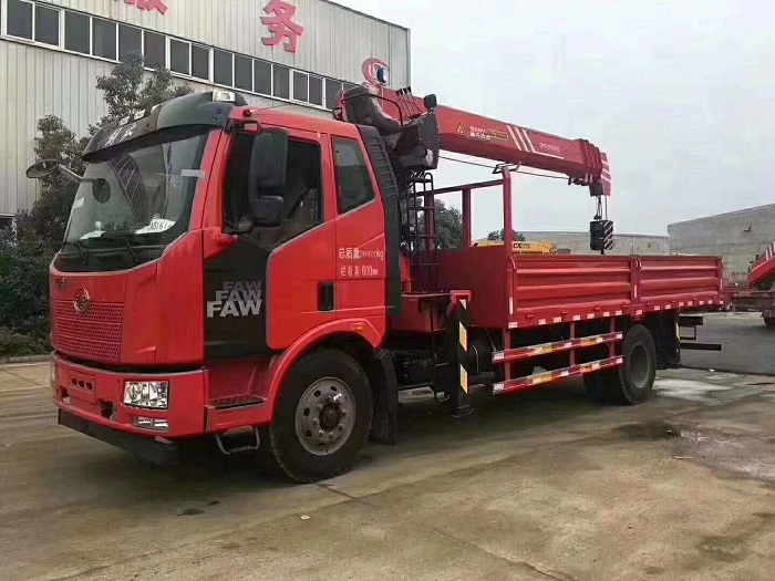 電腦開機后是條紋花屏