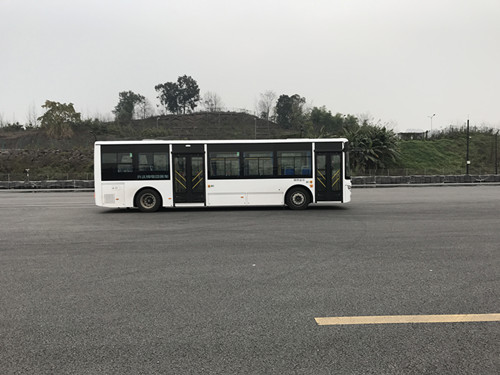 簡(jiǎn)單手機(jī)充電器電路